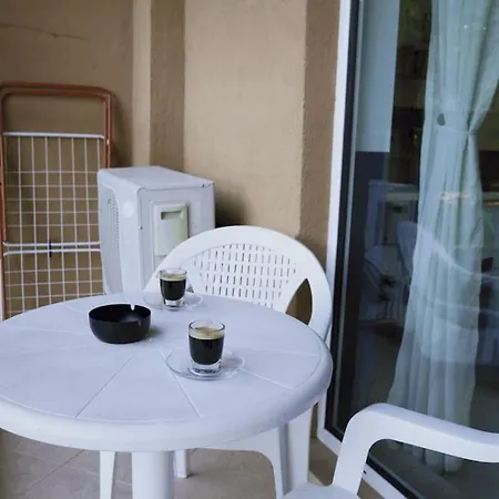 Cosy With Pool Near Beach דירה גולדן סנדס