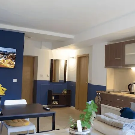 Cosy With Pool Near Beach גולדן סנדס